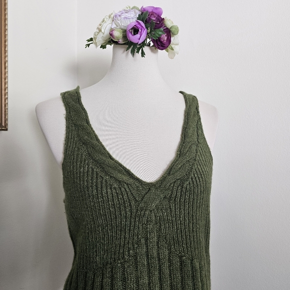 Anthropologie Cable Knit Sweater Tank - Picture 3 of 11